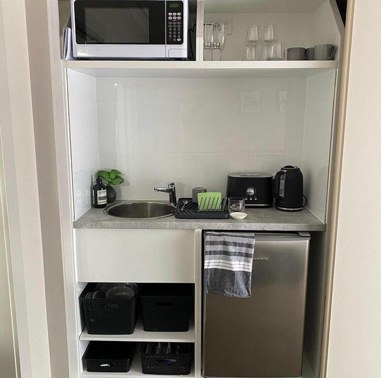 L'Ecole Private Studio-Apartment By My Lodgingfy Moorabbin Εξωτερικό φωτογραφία