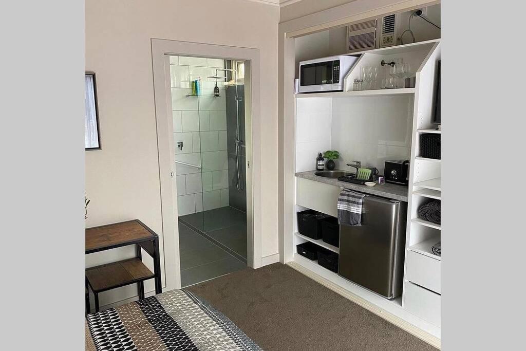 L'Ecole Private Studio-Apartment By My Lodgingfy Moorabbin Εξωτερικό φωτογραφία